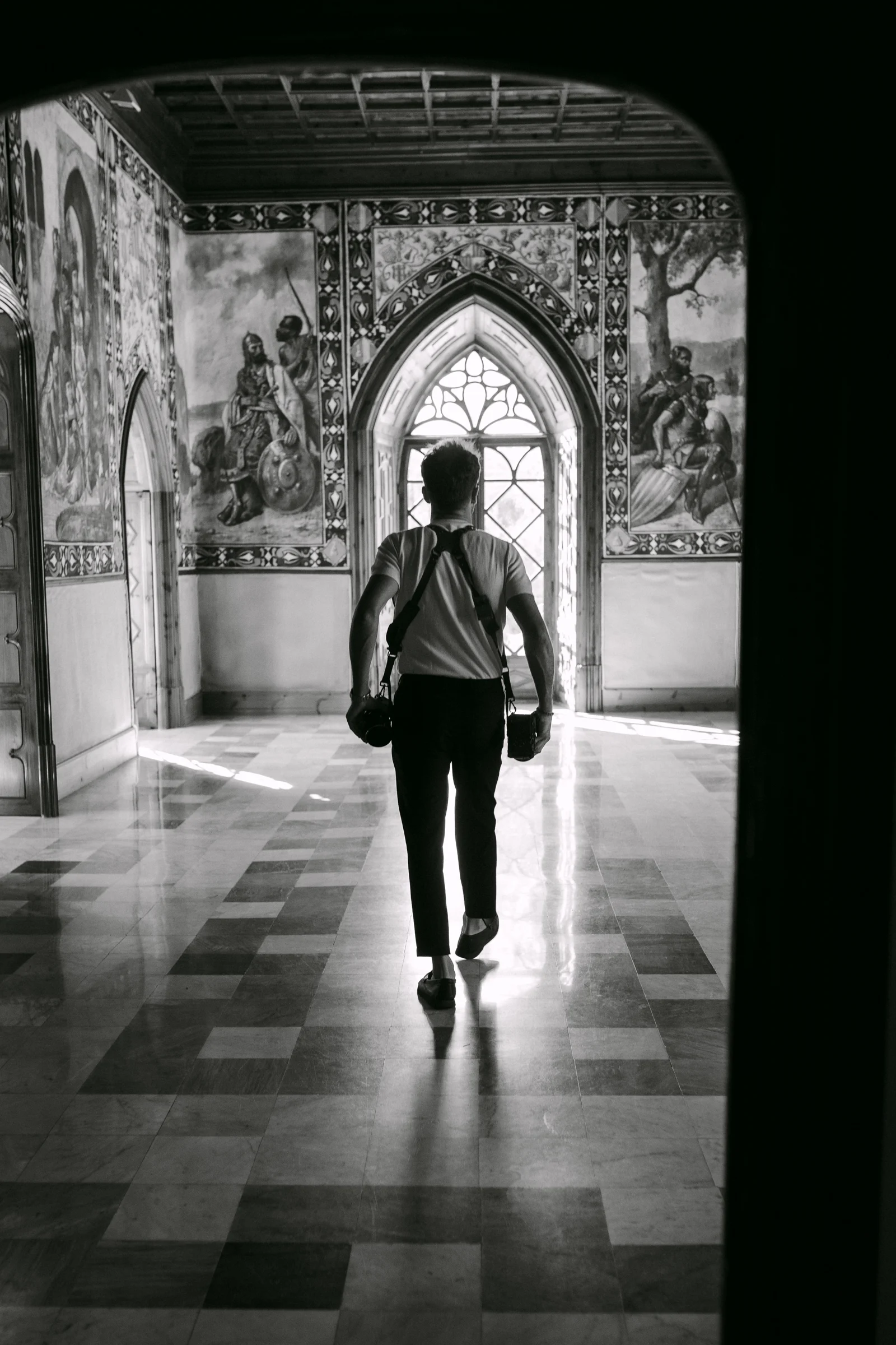 Tom Villalba, wedding filmmaker in Mallorca, behind the camera